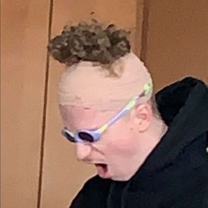 Meet your Posher, Connor